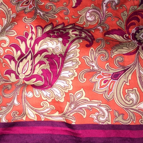 Paisley Mandala Top - Picture 3 of 8